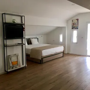 Frühstückspension Amberyellowbnb, Shkodra